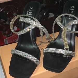 Never worn
